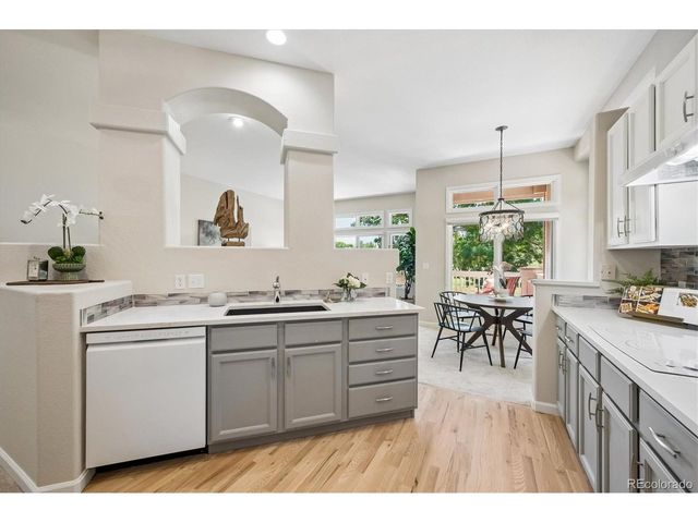 15896 Double Eagle Dr, Morrison, CO 80465