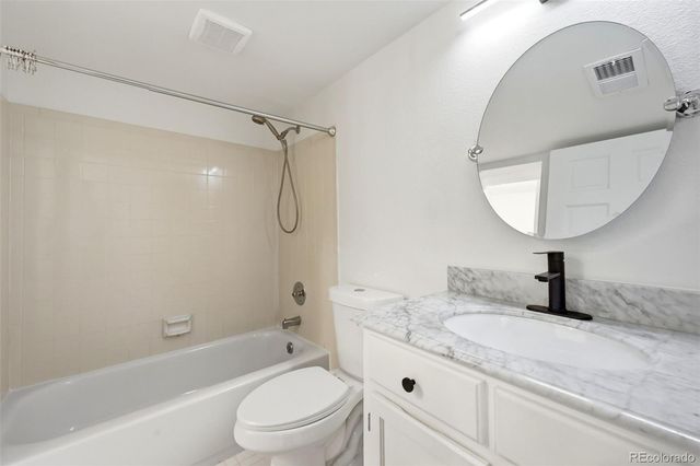 8600 E Alameda Avenue 206, Denver, CO 80247
