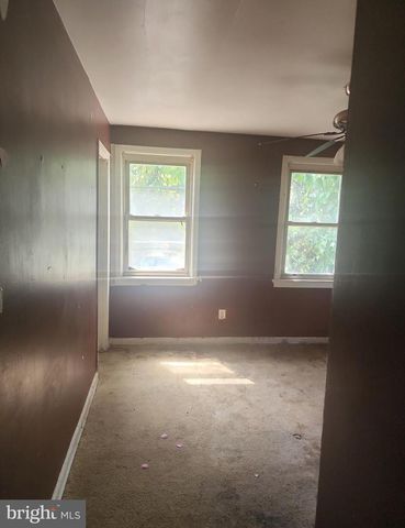 4318 POLK ST NE, Washington, DC 20019