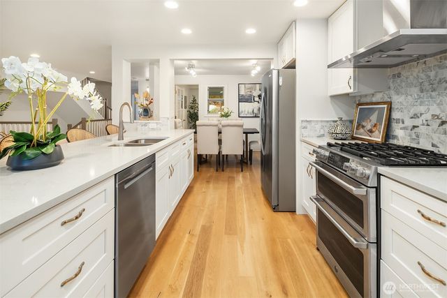 143 8th Avenue, Kirkland, WA 98033