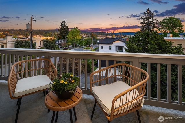 143 8th Avenue, Kirkland, WA 98033