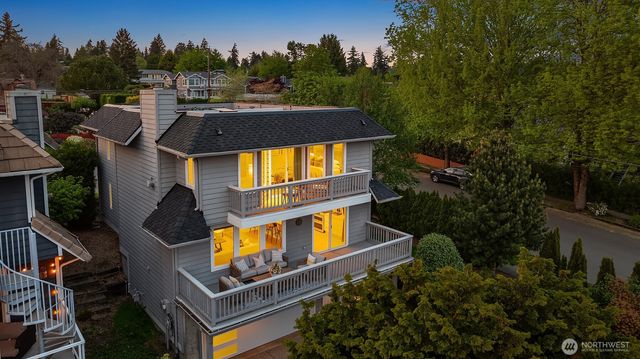 143 8th Avenue, Kirkland, WA 98033