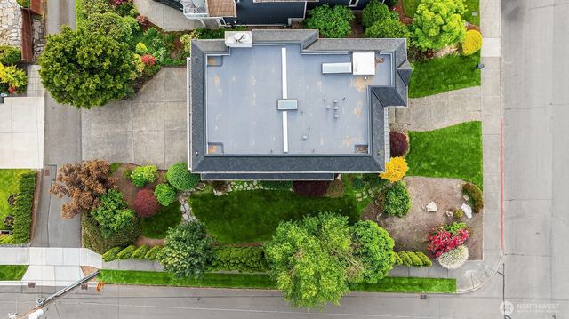 143 8th Avenue, Kirkland, WA 98033