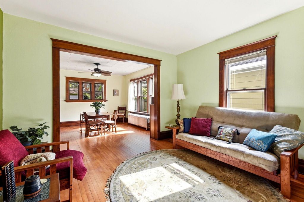 4339 Columbus Avenue, Minneapolis, MN 55407 — exterior