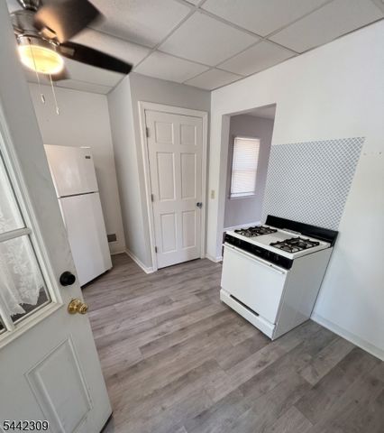 40 Moffett St, Woodbridge Twp., NJ 08863