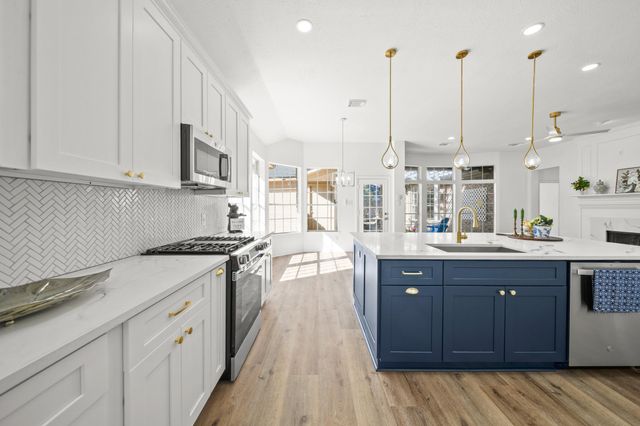 1119 Summer Brook Court, Sugar Land, TX 77479