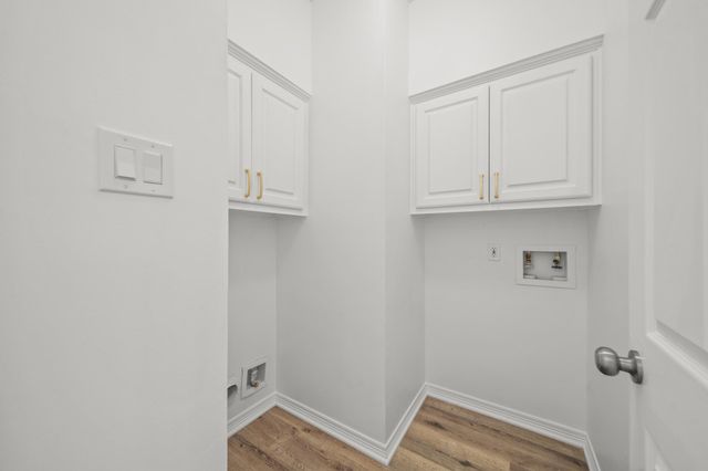 1119 Summer Brook Court, Sugar Land, TX 77479