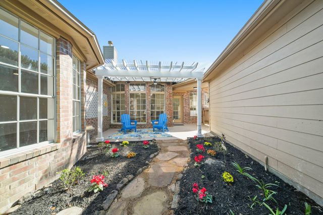 1119 Summer Brook Court, Sugar Land, TX 77479