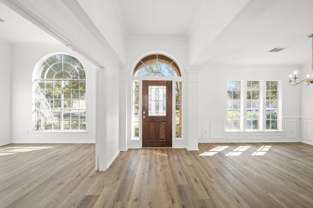 1119 Summer Brook Court, Sugar Land, TX 77479