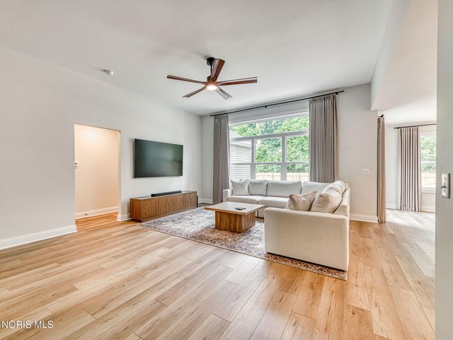 2015 Oakside Road, Toledo, OH 43615