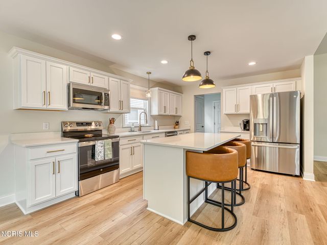 2015 Oakside Road, Toledo, OH 43615