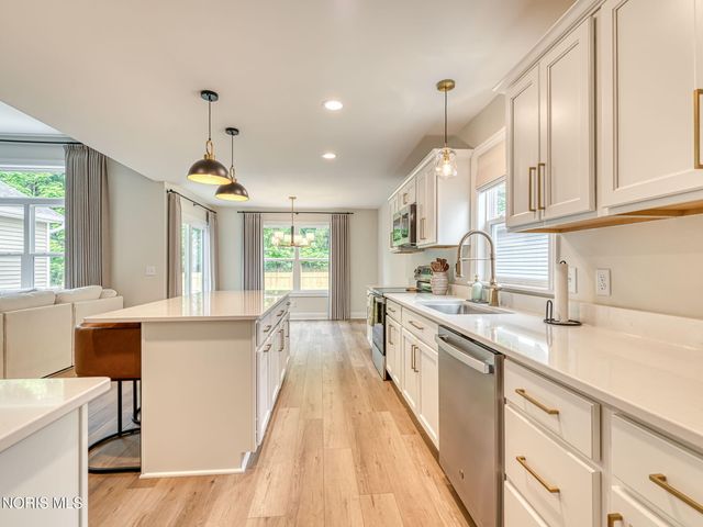 2015 Oakside Road, Toledo, OH 43615