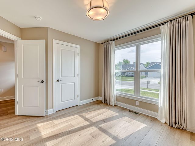2015 Oakside Road, Toledo, OH 43615