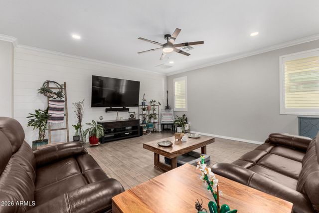 1682 S HENRY Lane, Gilbert, AZ 85295