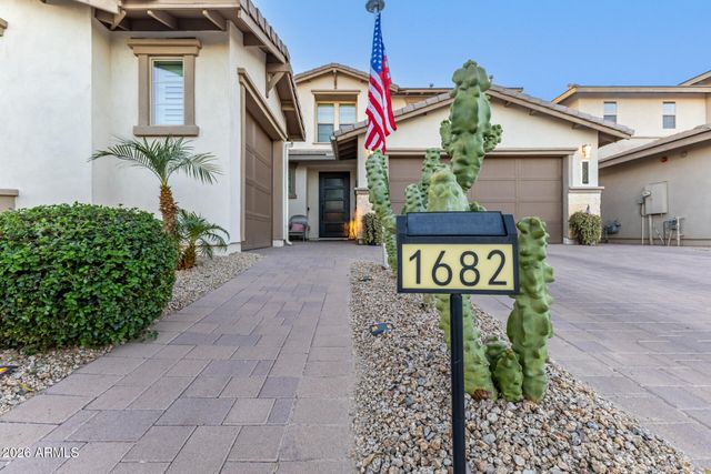 1682 S HENRY Lane, Gilbert, AZ 85295
