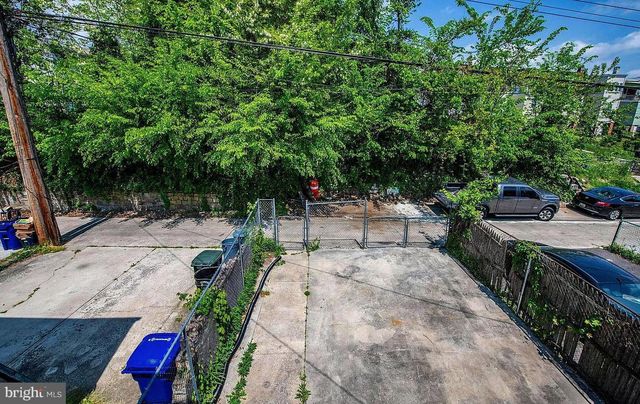 3324 GWYNNS FALLS PKWY, Baltimore, MD 21216