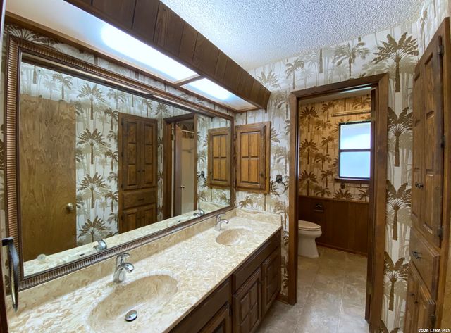 15711 Eagle Cliff, San Antonio, TX 78232