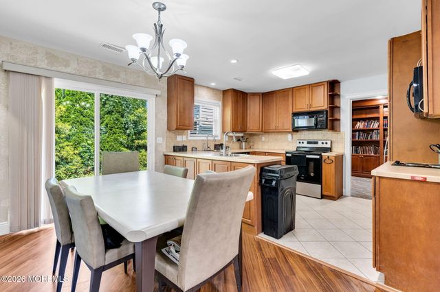 66A Ivy Court 1001, Lakewood, NJ 08701