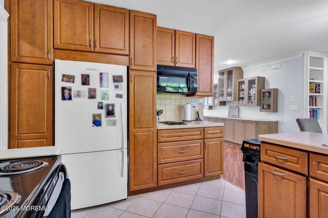 66A Ivy Court 1001, Lakewood, NJ 08701