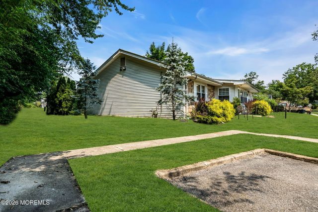 66A Ivy Court 1001, Lakewood, NJ 08701