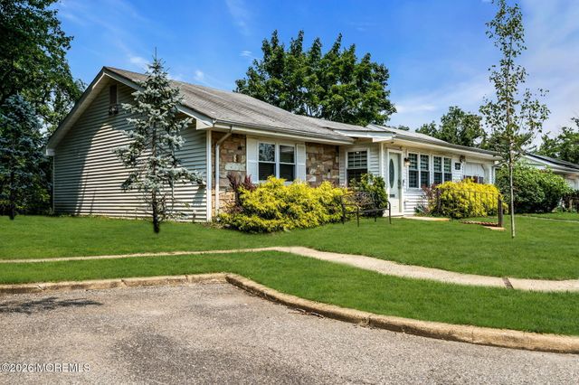 66A Ivy Court 1001, Lakewood, NJ 08701