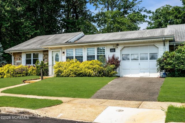 66A Ivy Court 1001, Lakewood, NJ 08701