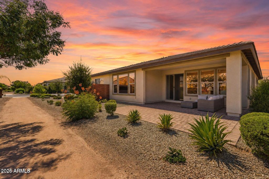 484 E CITRUS HOLLOW Way, Queen Creek, AZ 85140 — exterior