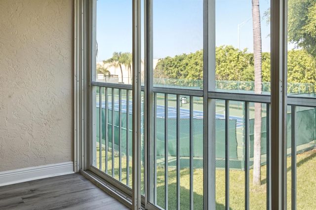 460 NW 67th Street L204, Boca Raton, FL 33487
