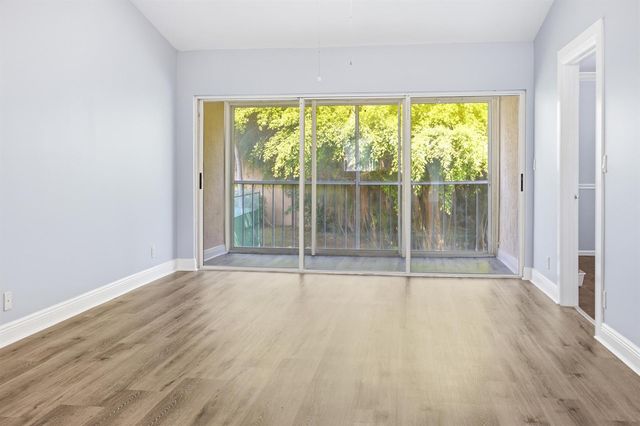 460 NW 67th Street L204, Boca Raton, FL 33487