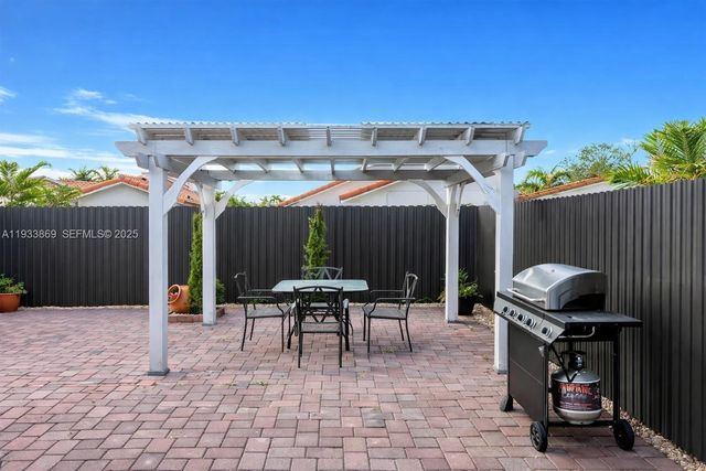 17748 SW 145th Ave, Miami, FL 33177