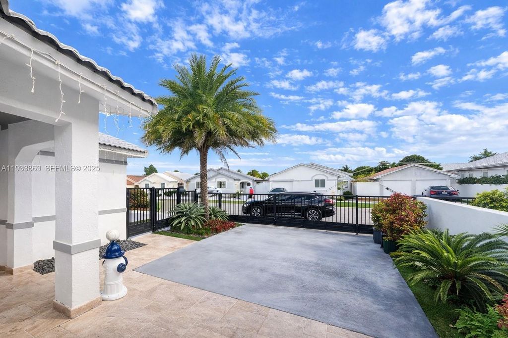 Image 36 of property listing at 17748 SW 145th Ave, Miami, FL 33177