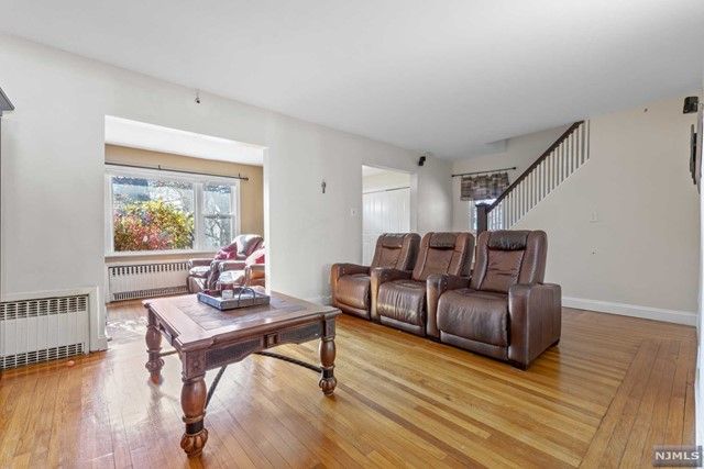 275 Sherman Avenue, Teaneck, NJ 07666