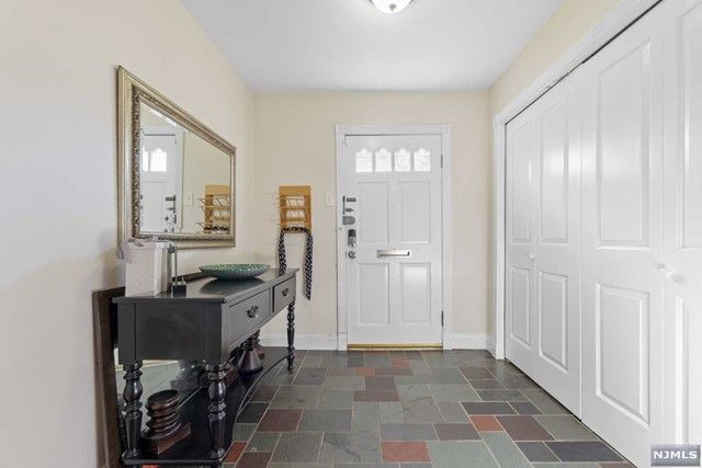 275 Sherman Avenue, Teaneck, NJ 07666