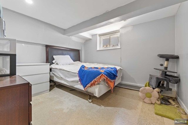 275 Sherman Avenue, Teaneck, NJ 07666