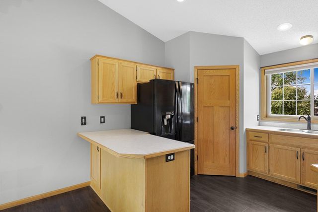 813 Lawrence Parkway, Buffalo, MN 55313