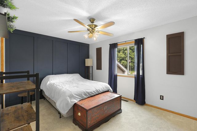 813 Lawrence Parkway, Buffalo, MN 55313