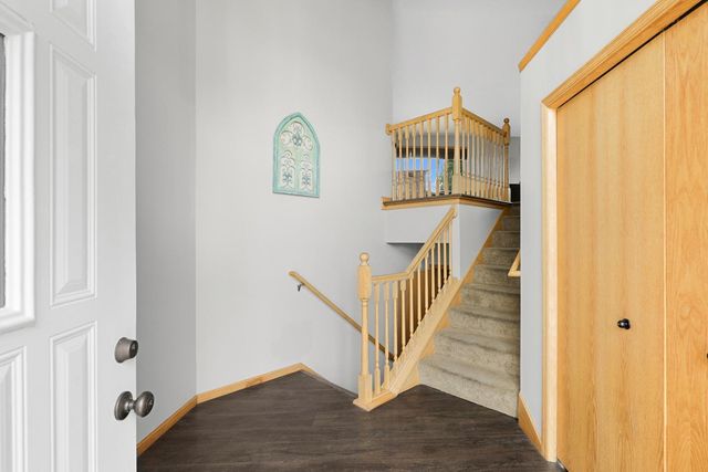 813 Lawrence Parkway, Buffalo, MN 55313