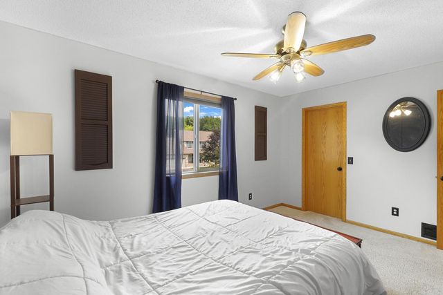 813 Lawrence Parkway, Buffalo, MN 55313