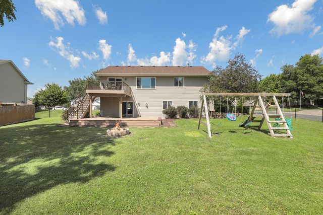 813 Lawrence Parkway, Buffalo, MN 55313
