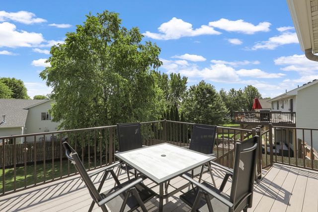 813 Lawrence Parkway, Buffalo, MN 55313