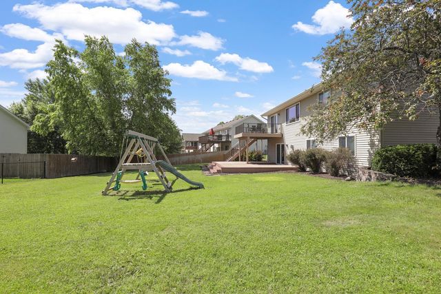 813 Lawrence Parkway, Buffalo, MN 55313