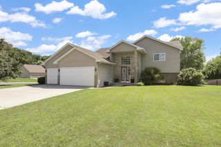 813 Lawrence Parkway, Buffalo, MN 55313