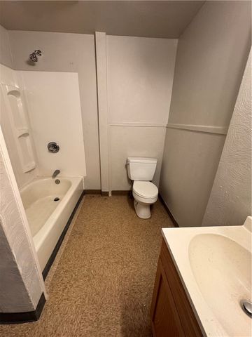 650 Ardmore Blvd, Wilkinsburg, PA 15221