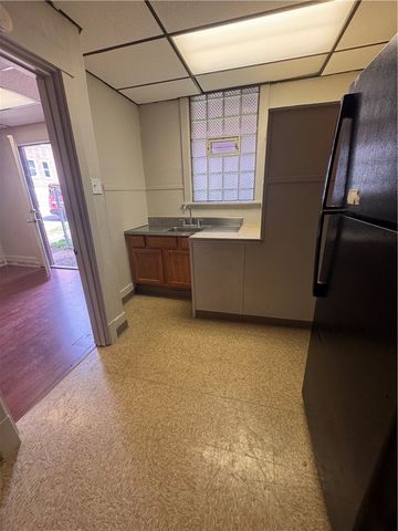 650 Ardmore Blvd, Wilkinsburg, PA 15221