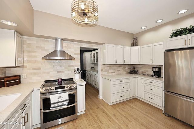 8117 N 13TH Street, Phoenix, AZ 85020