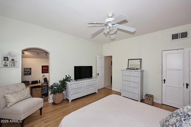 8117 N 13TH Street, Phoenix, AZ 85020