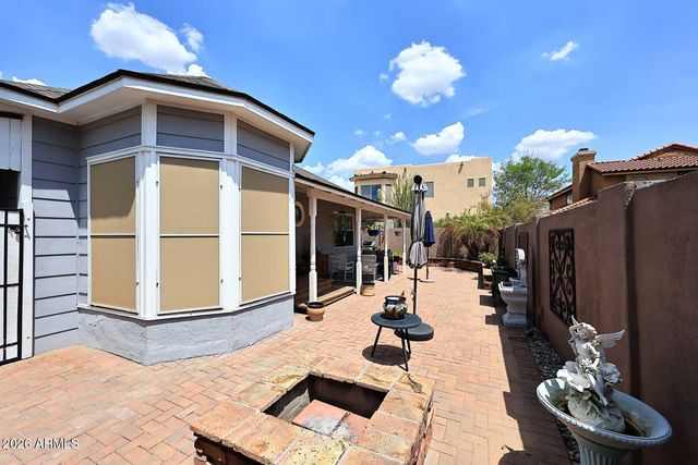 8117 N 13TH Street, Phoenix, AZ 85020