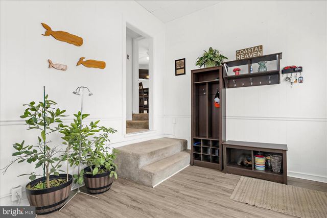 7803 LINTHICUM RD, Pasadena, MD 21122