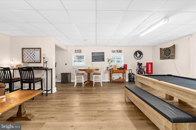 7803 LINTHICUM RD, Pasadena, MD 21122