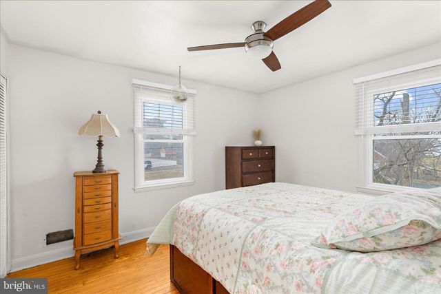 7803 LINTHICUM RD, Pasadena, MD 21122